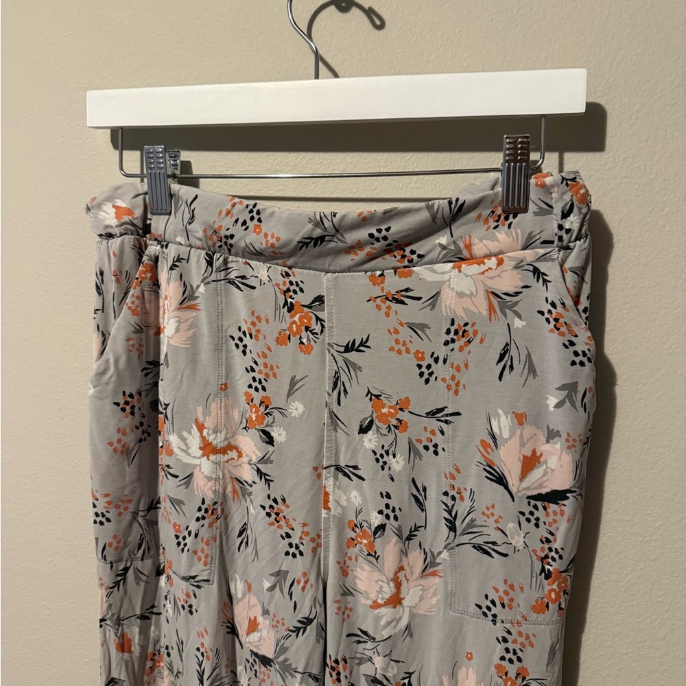 Duluth Trading Co Women’s Small Grey Floral Modal Pants Pockets Comfy Coastal - Picture 3 of 10